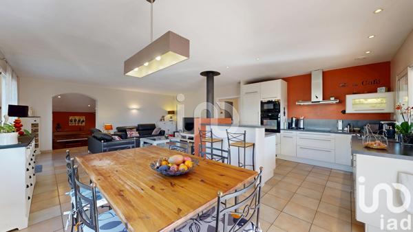 Maison à vendre 6 pièces 182 m² Merville