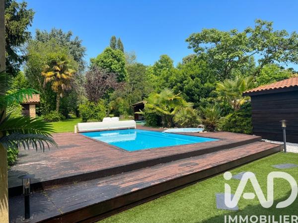 Maison à vendre 8 pièces 265 m² Bieujac
