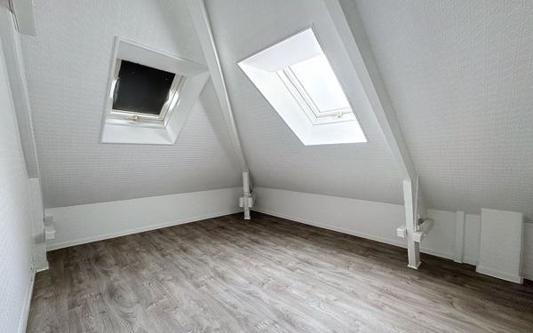 Appartement à louer    3 pièces • 33 m2 Saint-Flour
