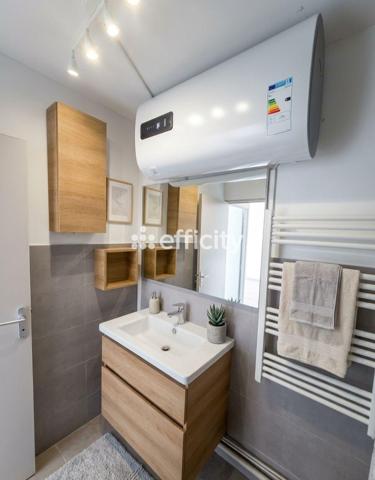 Appartement
         2 pièces
        - 36 m² 189 995 € *