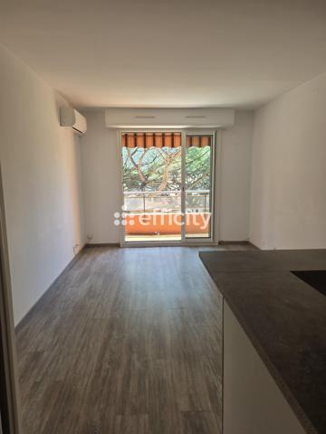 Appartement
         2 pièces
        - 36 m² 189 995 € *