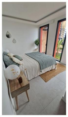 appartement à vendre 4 pièces THEOULE SUR MER (06) + jardin 175 m²