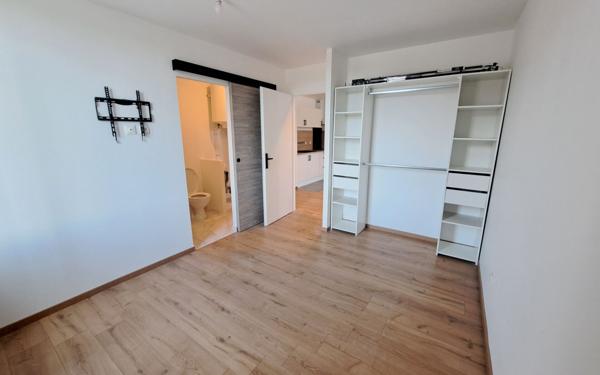 Appartement à louer    2 pièces •  Escatalens