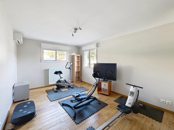 Saint-Didier-au-Mont-d'Or (69370) Saint-Didier-au-Mont-d’Or – Élégante maison familiale d'une surface habitable de 193,89 m² et 150,08m2 Carrez