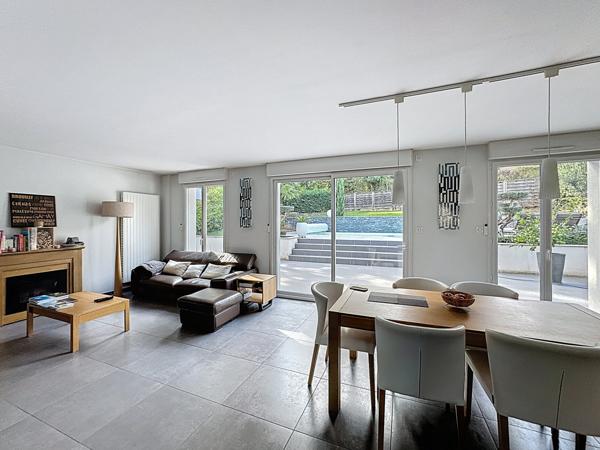 Saint-Didier-au-Mont-d'Or (69370) Saint-Didier-au-Mont-d’Or – Élégante maison familiale d'une surface habitable de 193,89 m² et 150,08m2 Carrez