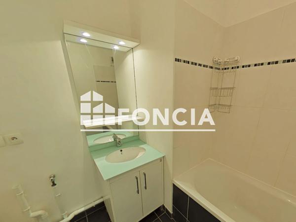 Location Appartement 3 pièces 75.65 m² - 3 RUE PAUL LAFARGUE Lille 59000
