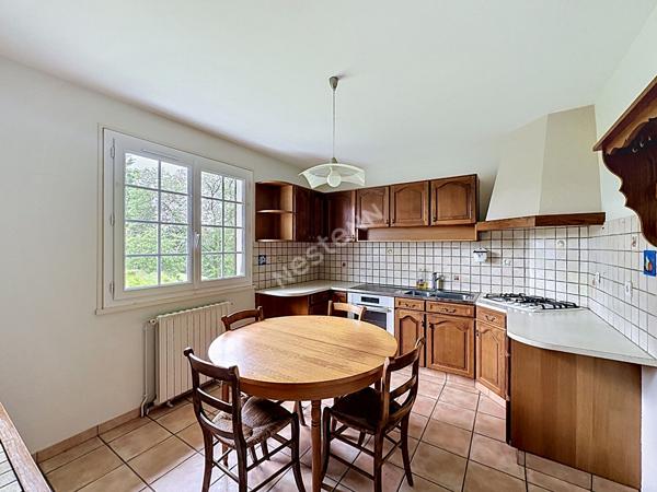 Sur la commune de Mignaloux Beauvoir maison a vendre avec très grand terrain