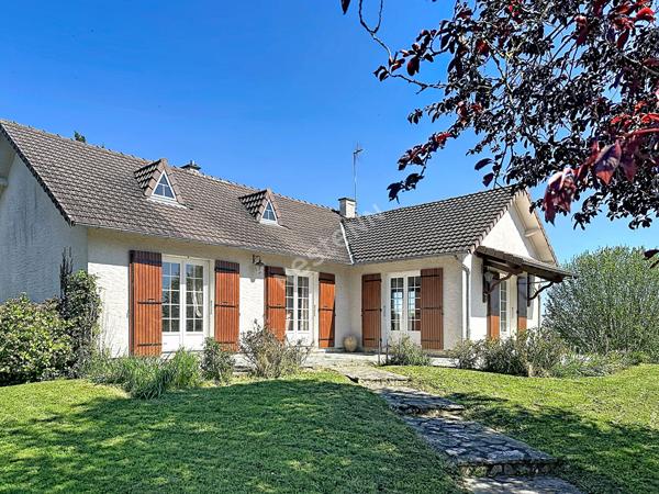 Sur la commune de Mignaloux Beauvoir maison a vendre avec très grand terrain