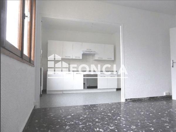 Location Studio 35 m² - 8 RUE CHARLES LORY Grenoble 38000