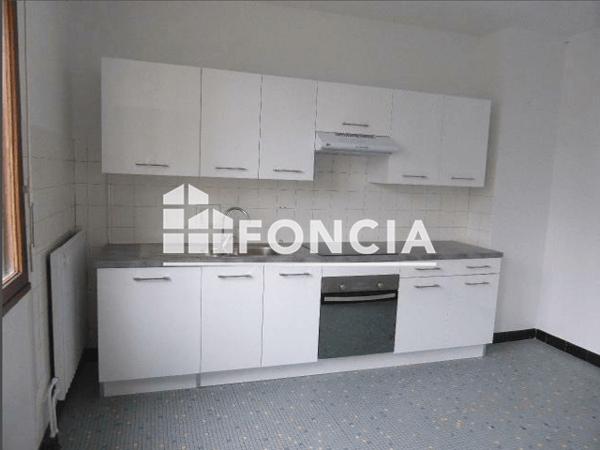Location Studio 35 m² - 8 RUE CHARLES LORY Grenoble 38000