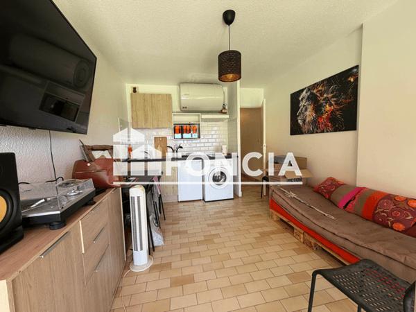 Location Studio meublé 23.82 m² - 149 AVENUE DOCTEUR ARMANET Hyeres 83400