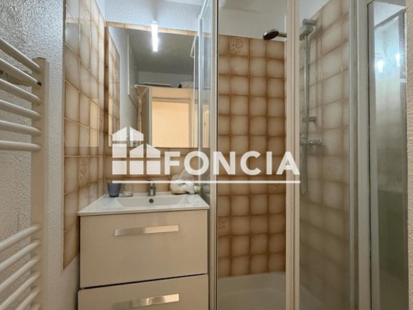 Location Studio meublé 23.82 m² - 149 AVENUE DOCTEUR ARMANET Hyeres 83400