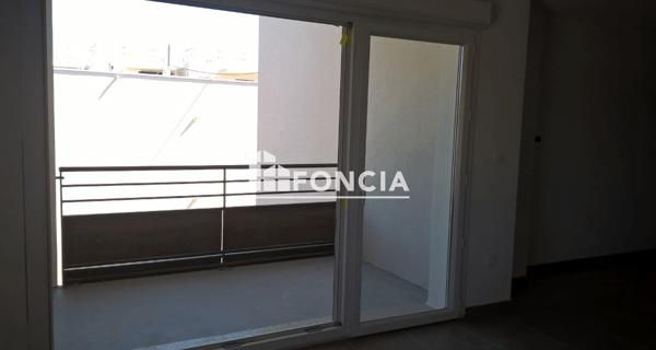 Location Appartement 4 pièces 77.63 m² - Morières-lès-avignon 84310