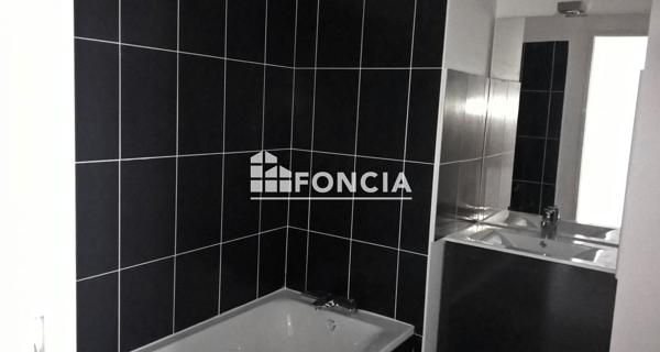 Location Appartement 4 pièces 77.63 m² - Morières-lès-avignon 84310