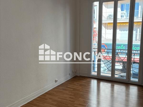 Location Appartement 2 pièces 51.42 m² - 21-23 BOULEVARD WILSON Antibes 06600