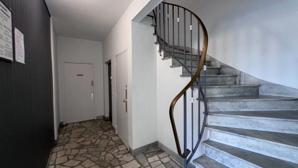 QUIMPER (29) – Appartement T4 meublé de 73 m² habitable avec loggia - Cave.