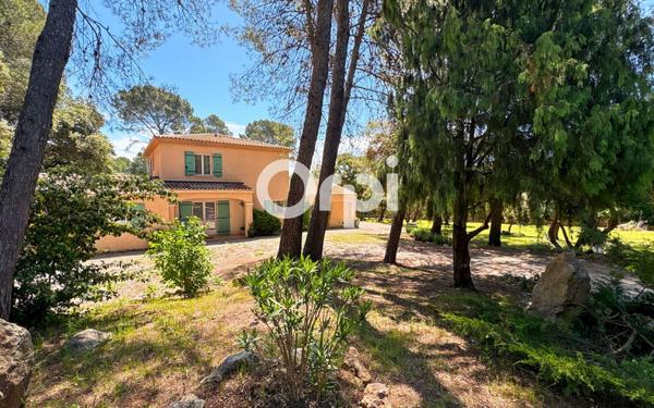 Maison à vendre    6 pièces •  Lorgues