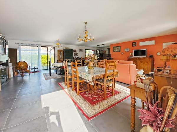 Maison Saint Jean De Monts 5 pièce(s) 124 m2 maison + jacuzzi