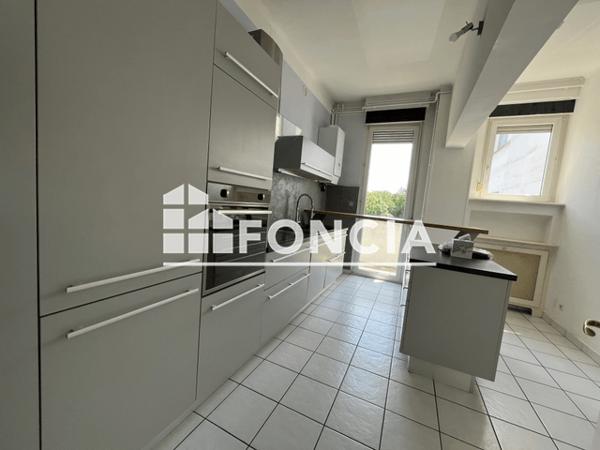Location Appartement 5 pièces 142.79 m² - 28 RUE DE BALE Mulhouse 68100
