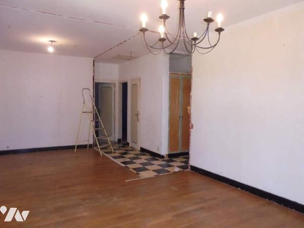 Pavillon à rénover