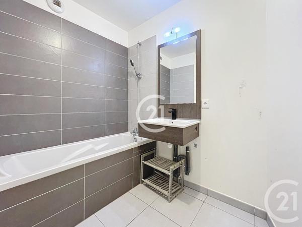 Appartement F4 à vendre  4 pièces - 79,42 m2 MONTREUIL - 93