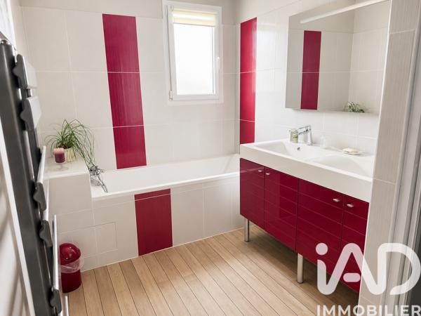 Maison à vendre 5 pièces 133 m² Saint-Philbert-de-Grand-Lieu