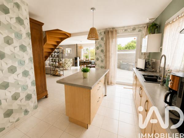 Maison à vendre 5 pièces 133 m² Saint-Philbert-de-Grand-Lieu