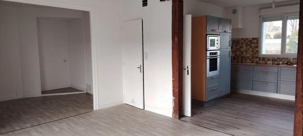 Maison à vendre 6 pièces VIENNAY (79)