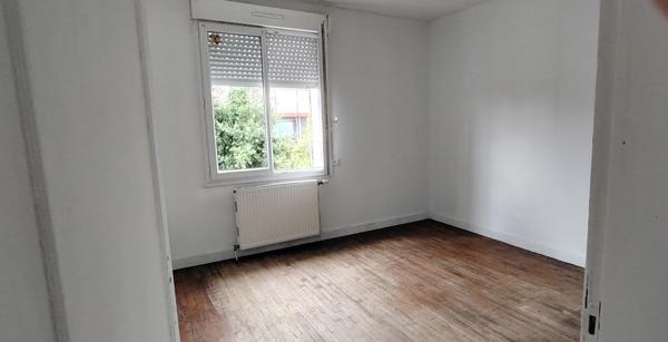 Maison à vendre 6 pièces VIENNAY (79)