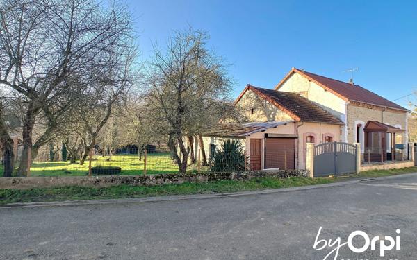 Maison à vendre    3 pièces •  Saint-Éloy-les-Mines