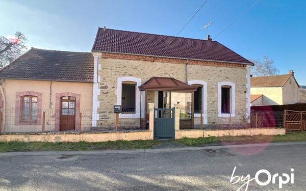 Maison à vendre    3 pièces •  Saint-Éloy-les-Mines