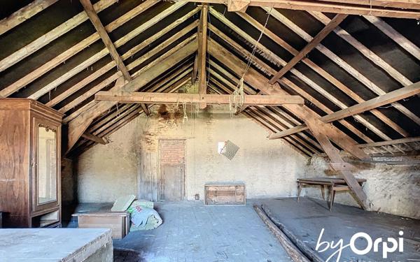 Maison à vendre    3 pièces •  Saint-Éloy-les-Mines