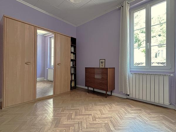 Maison de ville de 114 m² à vendre à AGEN - 4 chambres spacieuses et jardin