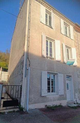Maison de ville de 114 m² à vendre à AGEN - 4 chambres spacieuses et jardin