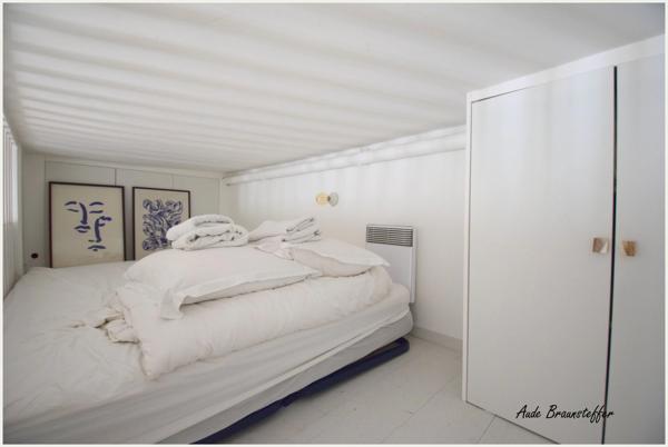 Appartement à louer 1 pièces SAINT MARTIN DE RE (17) studio avec mezzanine