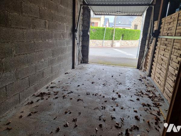 GARAGE 50 m²  CENTRE-VILLE DE DUCEY-LES-CHÉRIS
