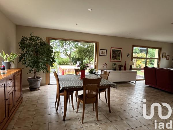 Maison à vendre 8 pièces 237 m² La Chapelle-des-Fougeretz
