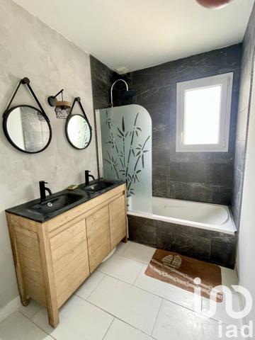 Maison à vendre 5 pièces 107 m² Saint-Étienne-de-Montluc