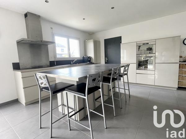 Maison à vendre 5 pièces 107 m² Saint-Étienne-de-Montluc