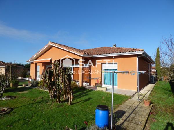 Villa plain pied 165 m², cuisine aménagée/salon de 52 m², 2 chambres, bureau. garage