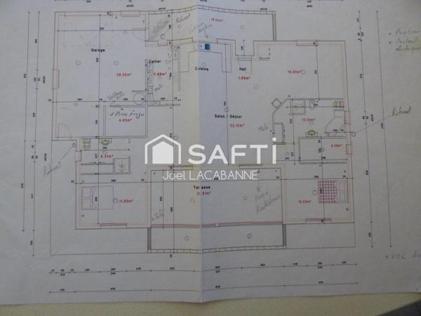 Villa plain pied 165 m², cuisine aménagée/salon de 52 m², 2 chambres, bureau. garage