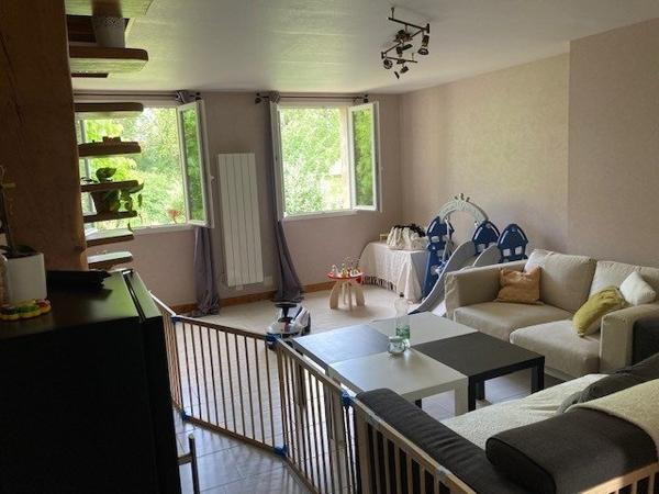 Maison charmante sans travaux en bord de rivière !