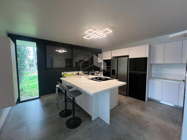 Villa Odos 7 pièce(s)