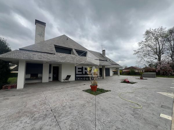 Villa Odos 7 pièce(s)