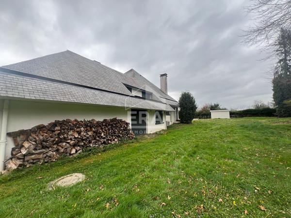 Villa Odos 7 pièce(s)