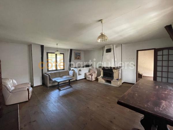 Vente
                Immeuble217 m² - 7 Pièces -
                    BORDERES SUR L ECHEZ (65320)