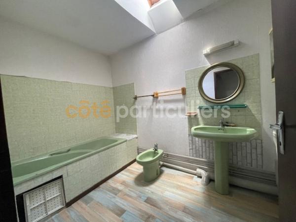 Vente
                Immeuble217 m² - 7 Pièces -
                    BORDERES SUR L ECHEZ (65320)