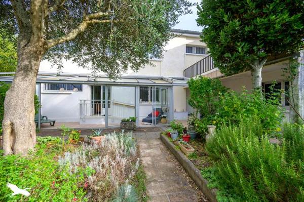 Maison à vendre |  La Rochelle |  9 pièces | 210 m²