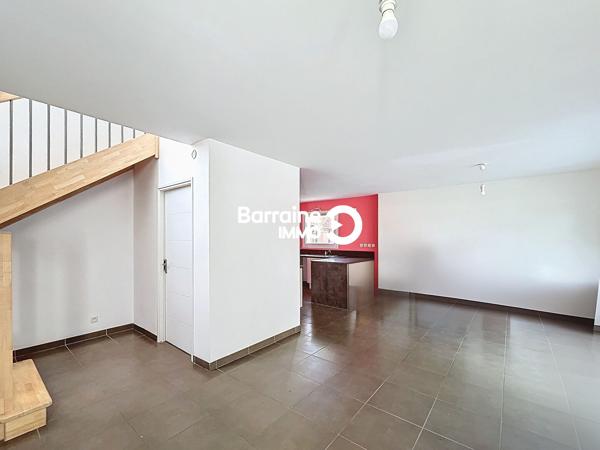 Location maison à Le Relecq-Kerhuon, 5 pièces 108.48m²