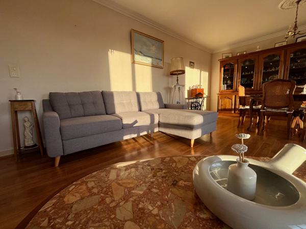 Appartement Laval 5 pièce(s) - 3 chambres - Balcon - GARAGES